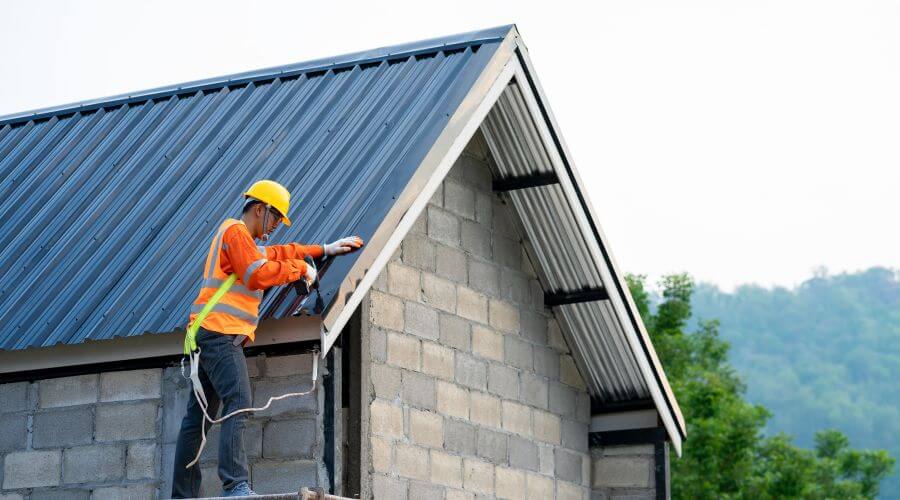 Expert Emergency Roof Repairs services in Cheltenham, MD